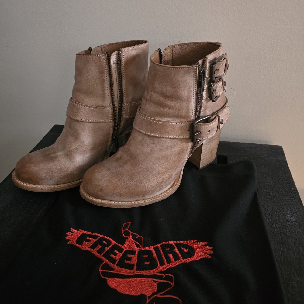 Freebird by Steven Brown Ankle Boots